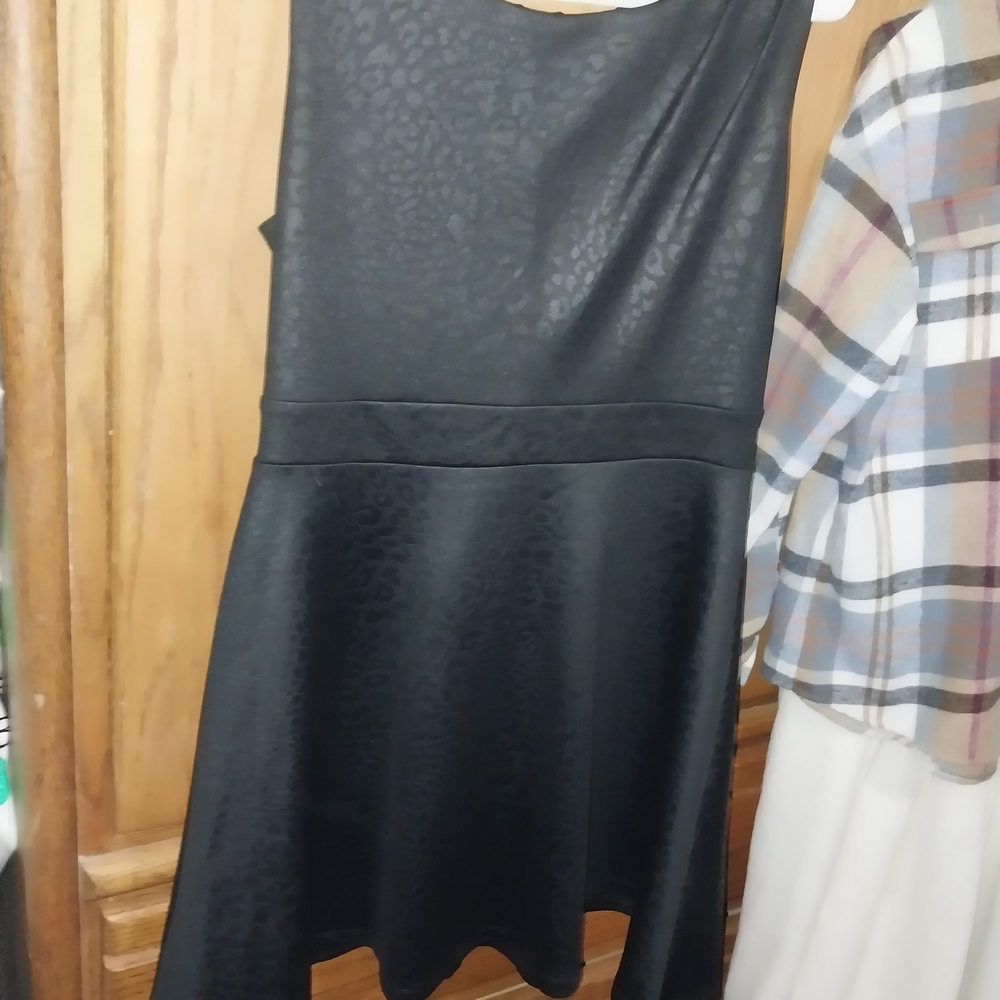 Cynthia Rowley Black Sleeveless Fit-and-Flare Mini Dress Bin 10 - Picture 2 of 2